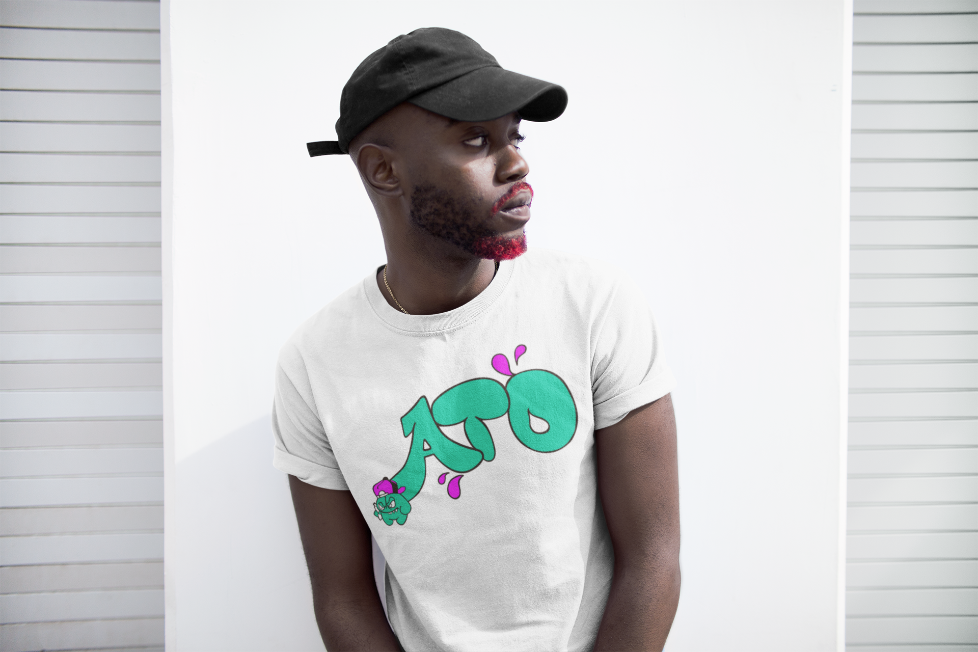 Signature T-Shirt